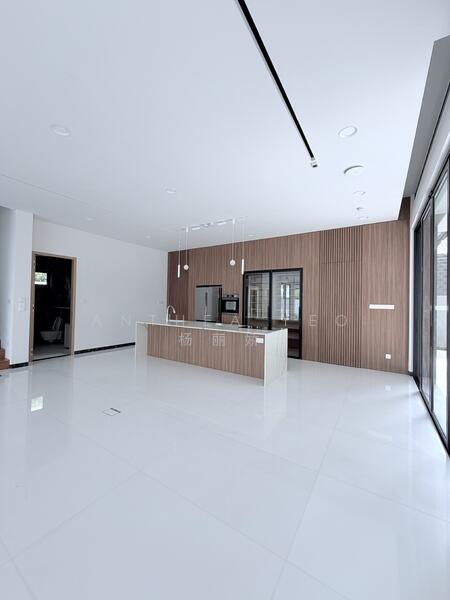 For Sale - 27 cactus crescent detached brand new