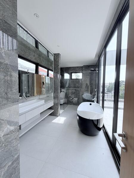 For Sale - 27 cactus crescent detached brand new