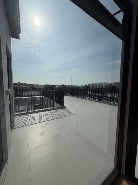 For Sale - 27 cactus crescent detached brand new