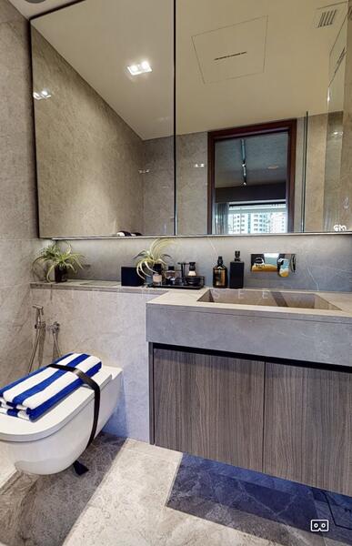 CanningHill Piers Condominium For Sale at S$ 2,380,000 | PropertyGuru Singapore - Bathroom