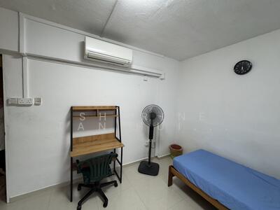 For Rent - 455 Jurong West Street 42