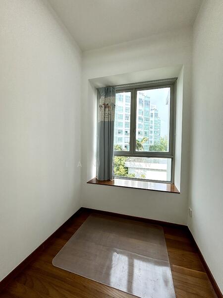 Good size study room with AC