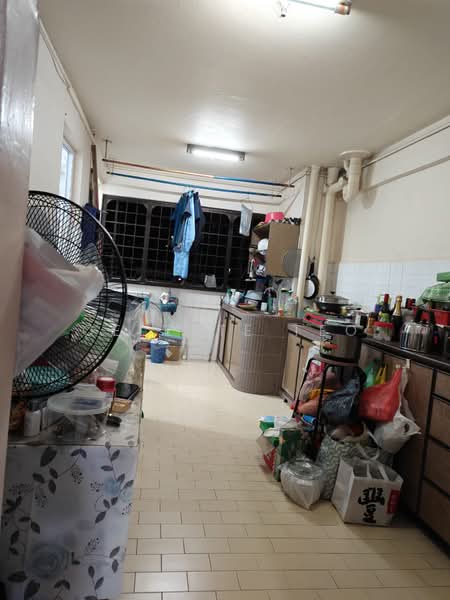 170 Ang Mo Kio Avenue 4, 170 Ang Mo Kio Avenue 4, 2 Bedrooms, 646 sqft, HDB Flat For Sale, by Celeste Teo, 60226740 - Kitchen - PropertyGuru.com.sg