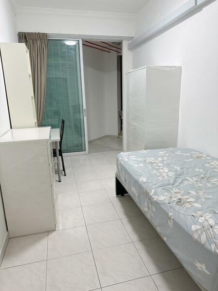 Common Bedroom with balcony