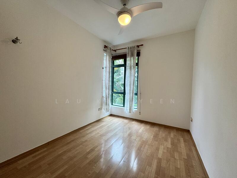 Parc Palais Condominium For Sale at S$ 2,300,000 | PropertyGuru Singapore - Common Bedroom