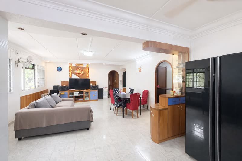 616 Woodlands Avenue 4, 616 Woodlands Avenue 4, 4 Bedrooms, 1,313 sqft, HDB Flat For Sale, by Sky Xue, 60226810 - Living Room - PropertyGuru.com.sg
