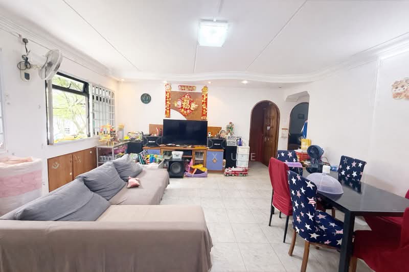 616 Woodlands Avenue 4, 616 Woodlands Avenue 4, 4 Bedrooms, 1,313 sqft, HDB Flat For Sale, by Sky Xue, 60226810 - Living Room - PropertyGuru.com.sg