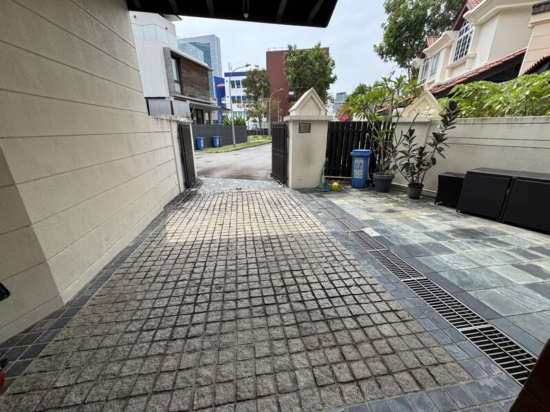 For Rent - Chancery Lane