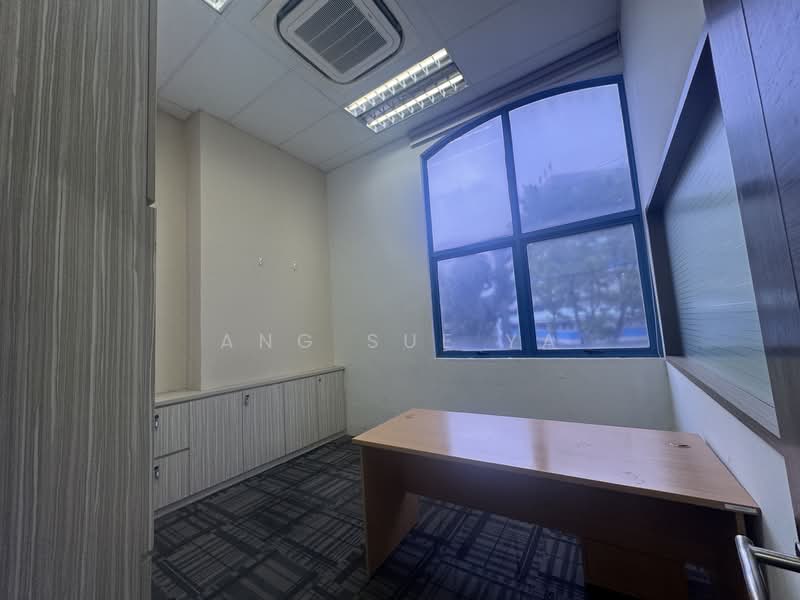Woodlands Loop, Woodlands Loop, 3,316 sqft, Light Industrial (B1) For Rent, by Ang Sue Ya, 60226902 - Interior - CommercialGuru.com.sg
