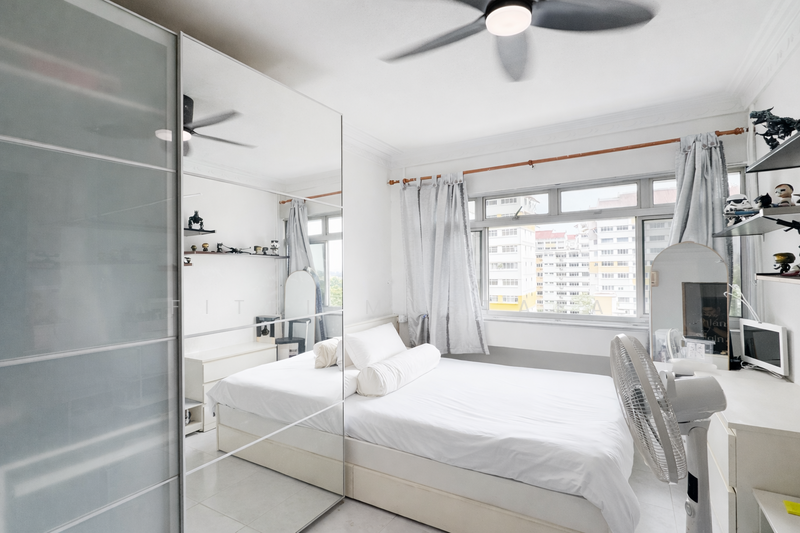 614 Choa Chu Kang Street 62 HDB Flat For Sale at S$ 700,000 | PropertyGuru Singapore - Bedroom