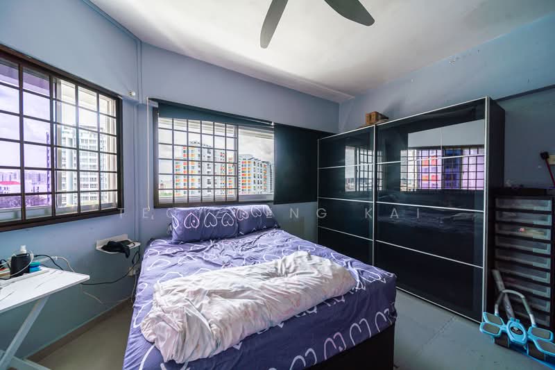 126 Geylang East Avenue 1, 126 Geylang East Avenue 1, 3 Bedrooms, 1,163 sqft, HDB Flat For Sale, by Teo Zheng Kai, 60227175 - Bedroom - PropertyGuru.com.sg