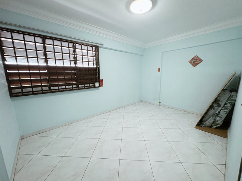 For Sale - 252 Hougang Avenue 3