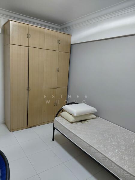 144 Potong Pasir Avenue 2, 144 Potong Pasir Avenue 2, Room Rental, 150 sqft, HDB Flat For Rent, by Esther Whong, 60227313 - Bedroom - PropertyGuru.com.sg