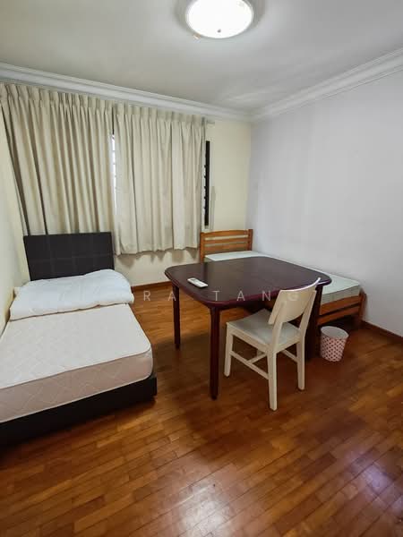 102 Lengkong Tiga, 102 Lengkong Tiga, 3 Bedrooms, 1,388 sqft, HDB Flat For Rent, by Vera Tang, 60227326 - Bedroom - PropertyGuru.com.sg