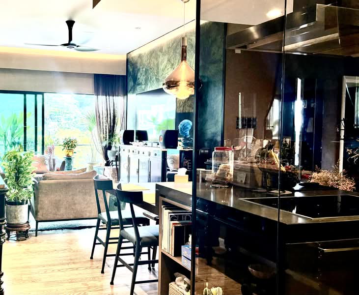 Southaven I, 41 Hindhede Walk, 3 Bedrooms, 1,733 sqft, Condominium For Sale, by Joelle Ng, 60227346 - Living Room - PropertyGuru.com.sg
