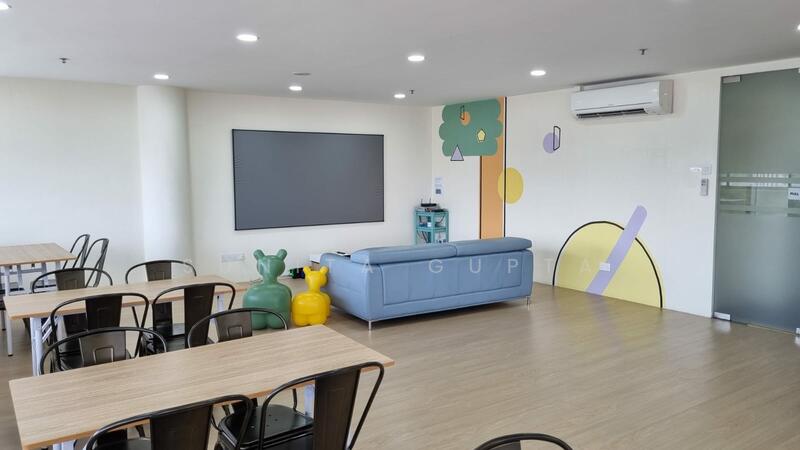 Sim Lim Tower, 10 Jalan Besar, Farrer Park / Serangoon Rd, 4,210 sqft, Office For Sale, by Sunita Gupta, 60227351 - CommercialGuru.com.sg