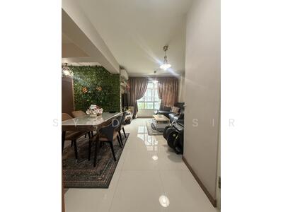 For Sale - 102B Canberra Street