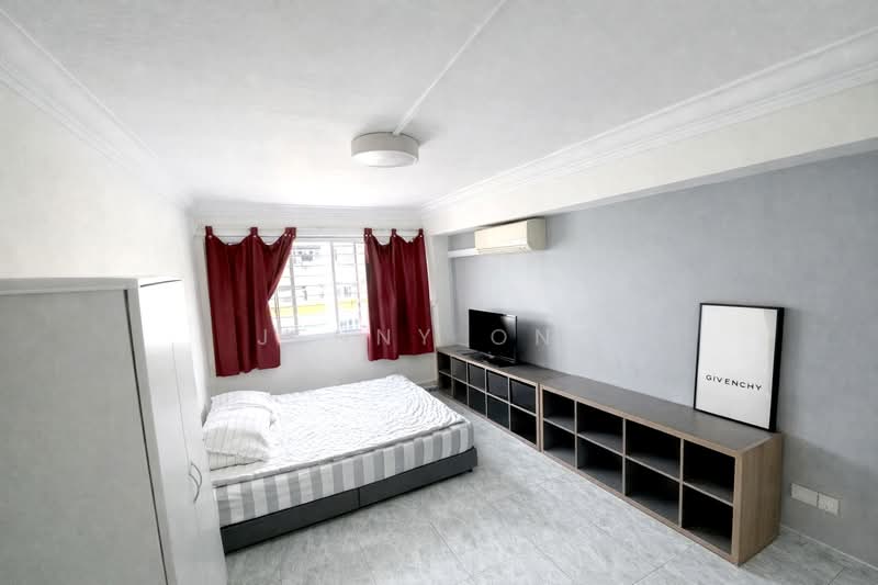 407 Serangoon Avenue 1 HDB Flat For Sale at S$ 938,000 | PropertyGuru Singapore - Bedroom