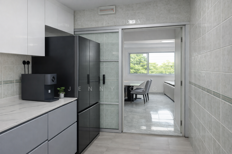 407 Serangoon Avenue 1 HDB Flat For Sale at S$ 938,000 | PropertyGuru Singapore - Kitchen