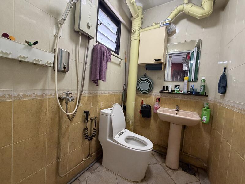 For Sale - 301 Jurong East Street 32