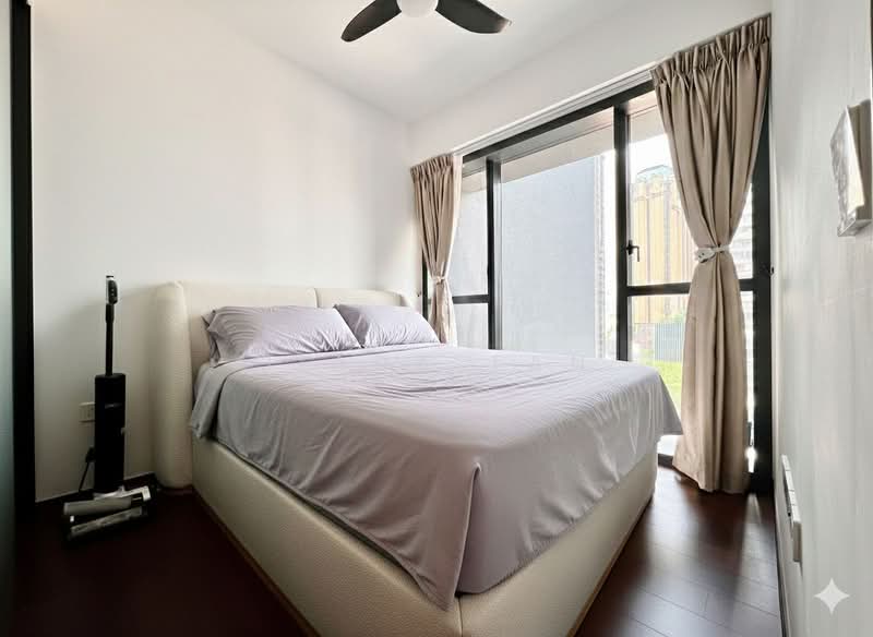 The M, 30 Middle Road, 2 Bedrooms, 592 sqft, Condominium For Sale, by Jiada Tan, 60227589 - Bedroom - PropertyGuru.com.sg