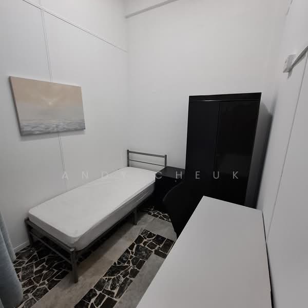 169643, , Room Rental, 70 sqft, Shophouse For Rent, by Andy Cheuk, 60227597 - Bedroom - PropertyGuru.com.sg