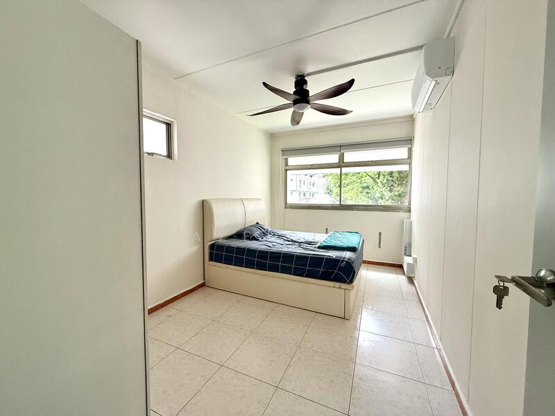 For Rent - 775 Woodlands Crescent