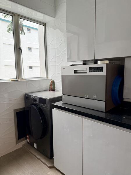 For Rent - 775 Woodlands Crescent