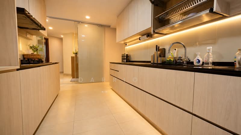 Simei Green Condominium, 1 Simei Street 4, 4 Bedrooms, 1,356 sqft, Condominium For Sale, by Darrio ., 60227682 - Kitchen - PropertyGuru.com.sg