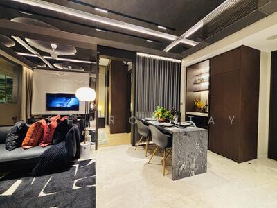 For Sale - Freehold Rare Condo near MRT, Prime Location