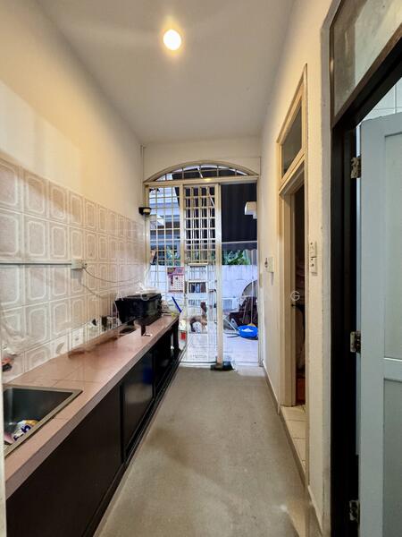 Eastwood Park Terraced House For Sale at S$ 3,250,000 | PropertyGuru Singapore