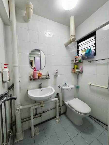 475 Ang Mo Kio Avenue 10, 475 Ang Mo Kio Avenue 10, 2 Bedrooms, 721 sqft, HDB Flat For Sale, by Seryn Wee, 60227932 - PropertyGuru.com.sg