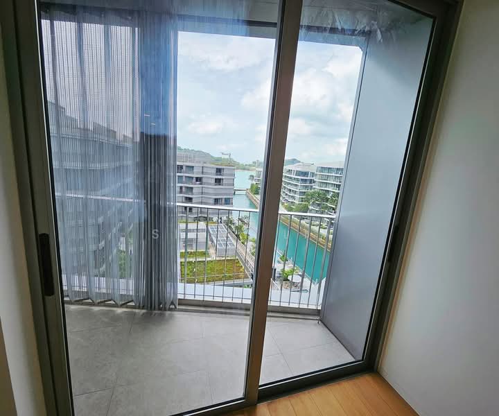 The Reef at King's Dock, 6 Harbourfront Avenue, 2 Bedrooms, 764 sqft, Condominium For Rent, by Sindy Lin, 60227978 - Balcony - PropertyGuru.com.sg