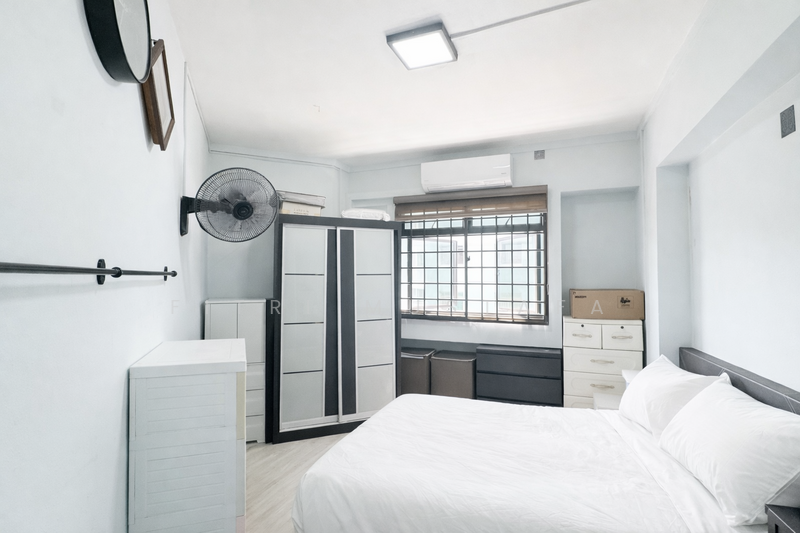 250C Compassvale Street HDB Flat For Sale at S$ 860,000 | PropertyGuru Singapore - Bedroom