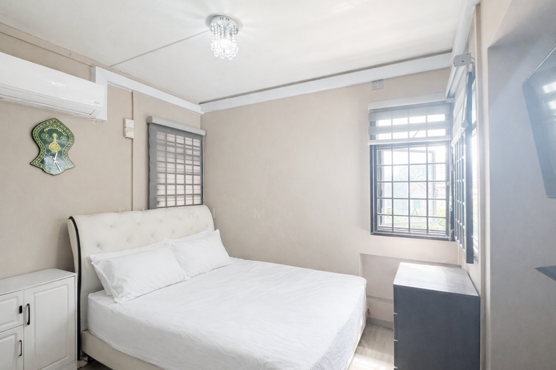 250C Compassvale Street HDB Flat For Sale at S$ 860,000 | PropertyGuru Singapore - Bedroom