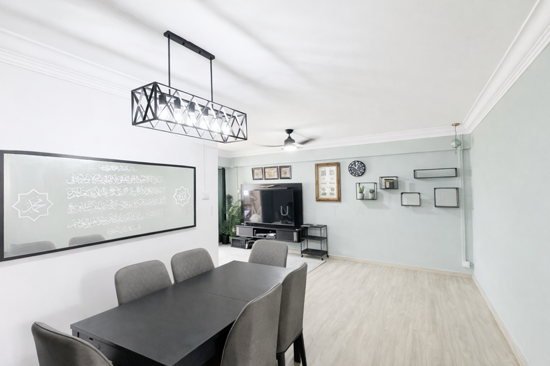 250C Compassvale Street HDB Flat For Sale at S$ 860,000 | PropertyGuru Singapore - Living Room