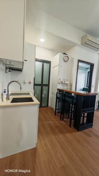 Forte Suites, 88 Mergui Road, 2 Bedrooms, 603 sqft, Condominium For Sale, by Claire Kang, 60228043 - Kitchen - PropertyGuru.com.sg