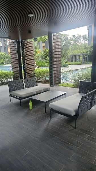 Normanton Park, 57 Normanton Park, 1 Bedroom, 657 sqft, Condominium For Rent, by Elliot Goon, 60228063 - Outdoor sitting area - PropertyGuru.com.sg