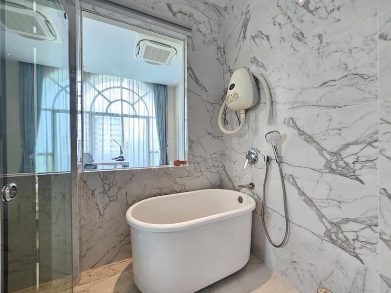 For Sale - Parbury Hill Condominium