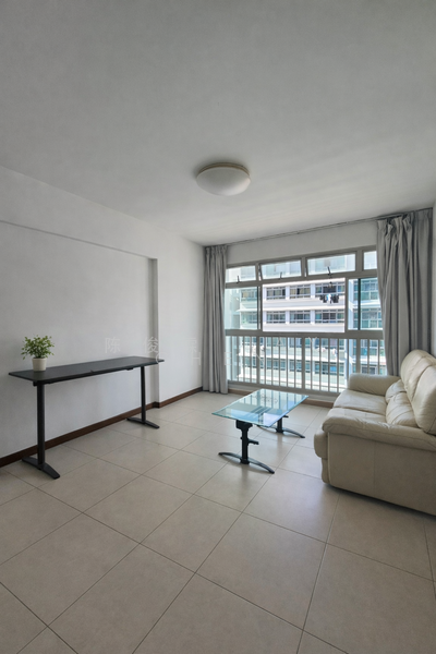 275D Compassvale Link HDB Flat For Sale at S$ 888,000 | PropertyGuru Singapore - Living Room