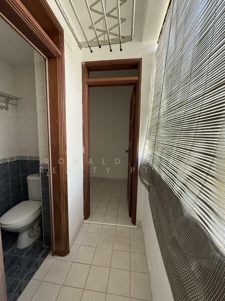 Ballota Park Condo, 150 Mariam Way, 3 Bedrooms, 1,440 sqft, Condominium For Rent, by SIAH GEOK CHOO, 60228138 - Bathroom - PropertyGuru.com.sg