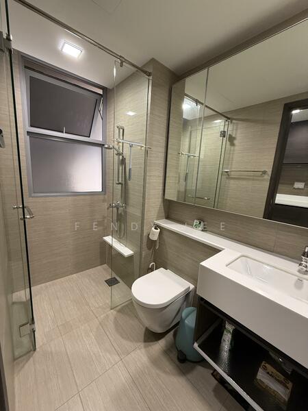 Bath room with window