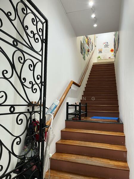 Second Avenue Junction, 733 Bukit Timah Road, 764 sqft, Other Retail For Rent, by Angie Ng, 60228204 - Stairs access & lift access - CommercialGuru.com.sg