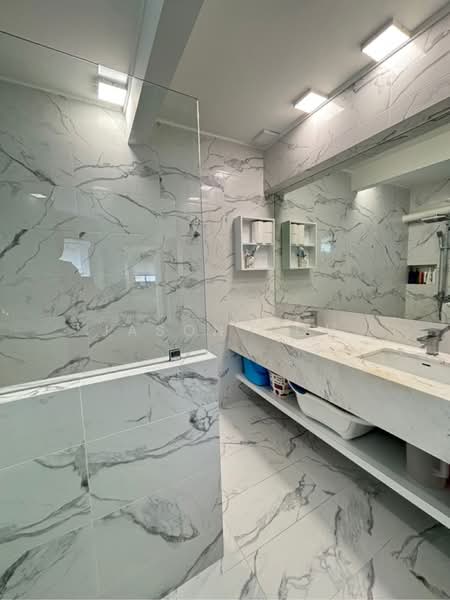 210 Hougang Street 21, 210 Hougang Street 21, 2 Bedrooms, 990 sqft, HDB Flat For Sale, by Jason Goh, 60228270 - PropertyGuru.com.sg