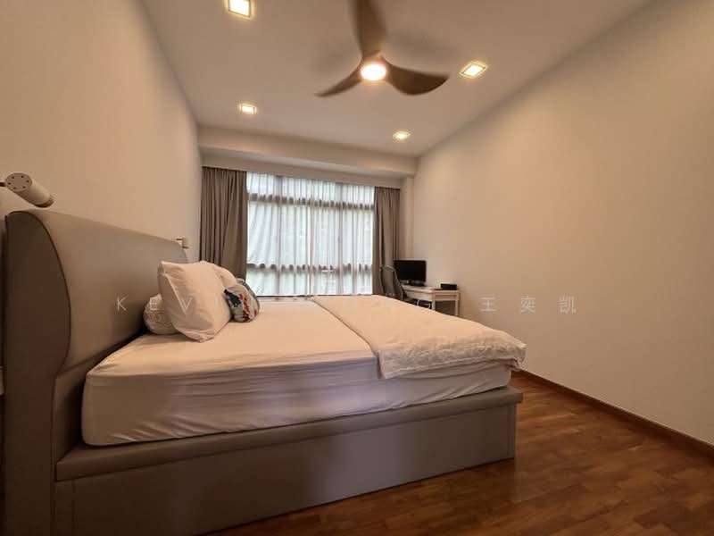 Varsity Park Condominium, 38 West Coast Road, 2 Bedrooms, 990 sqft, Condominium For Sale, by Kevin Wong 王奕凯, 60228286 - Master Bedroom - PropertyGuru.com.sg