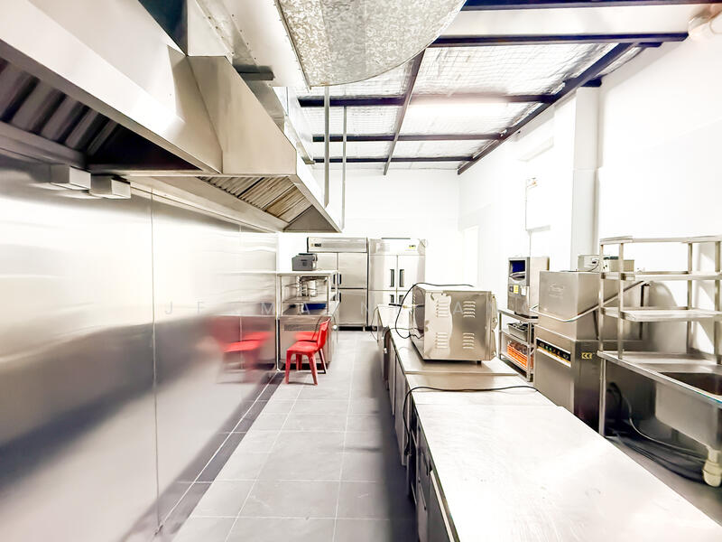 F&B GROUND FLOOR GOOD GLASS FRONTAGE, River Valley Road, Zion Road, Killiney Road, 1,650 sqft, Food & Beverage For Rent, by Jermaine Ang, 60228344 - CommercialGuru.com.sg