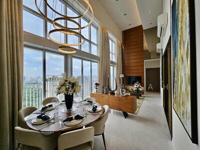 For Sale - Queens Peak