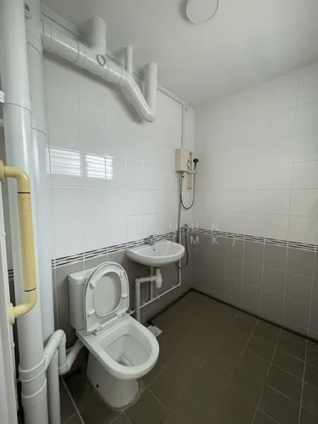 For Rent - 328 Serangoon Avenue 3