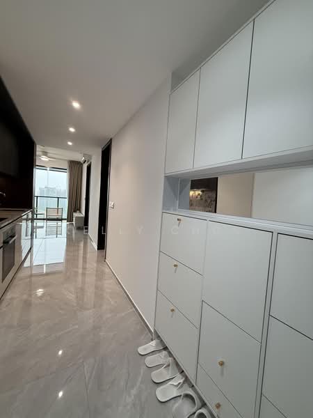 Tembusu Grand, 94 Jalan Tembusu, 1 Bedroom, 527 sqft, Condominium For Rent, by Kelly Chou, 60228533 - Corridor - PropertyGuru.com.sg