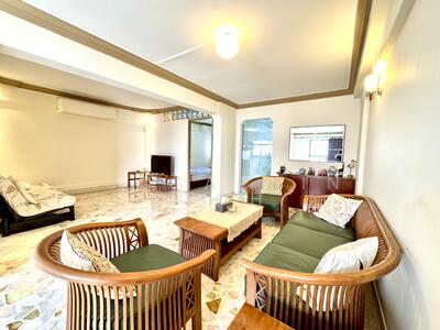 For Sale - 570 Ang Mo Kio Avenue 3